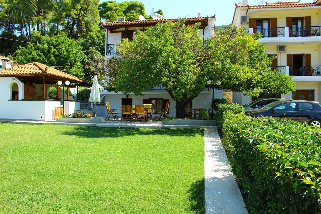 Olympion Apartments Stafylos Bagian luar foto